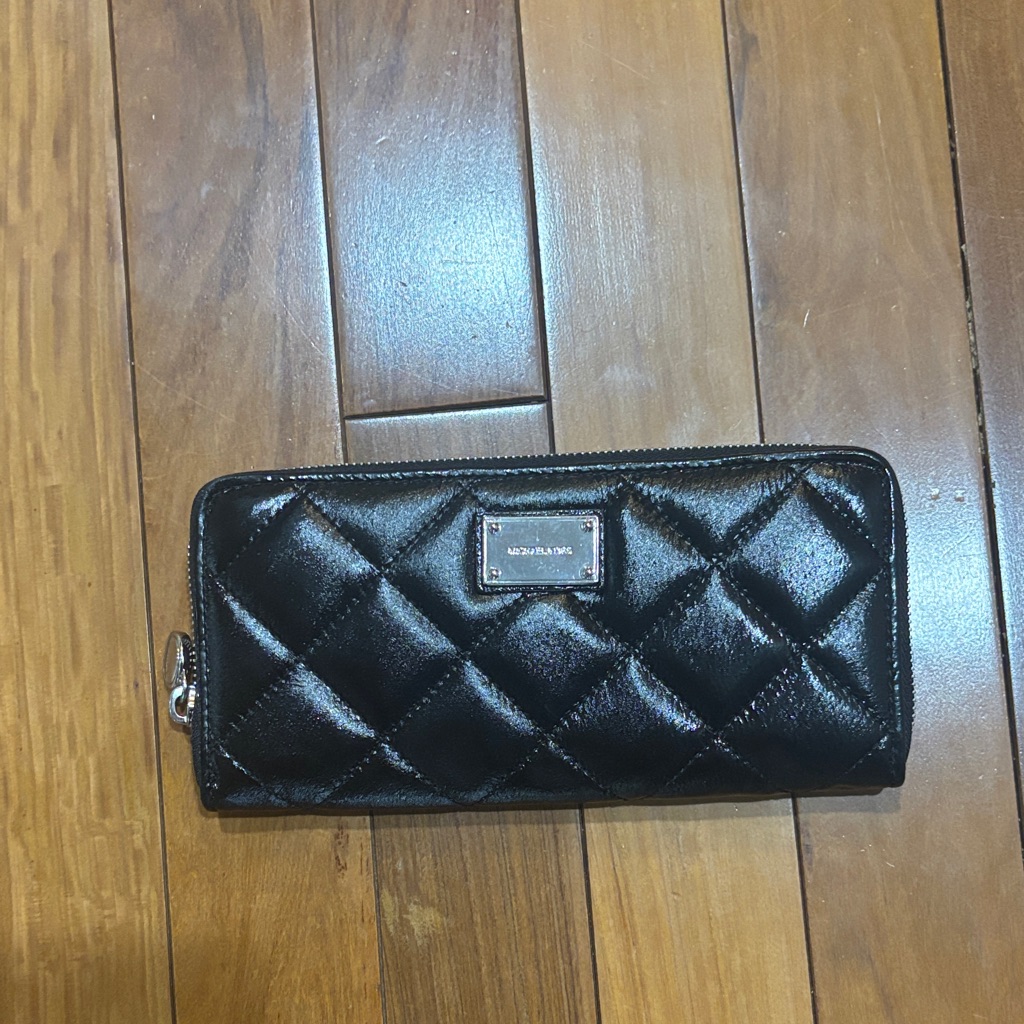 Finallike New Michaels Kors Black Quilted Wallet